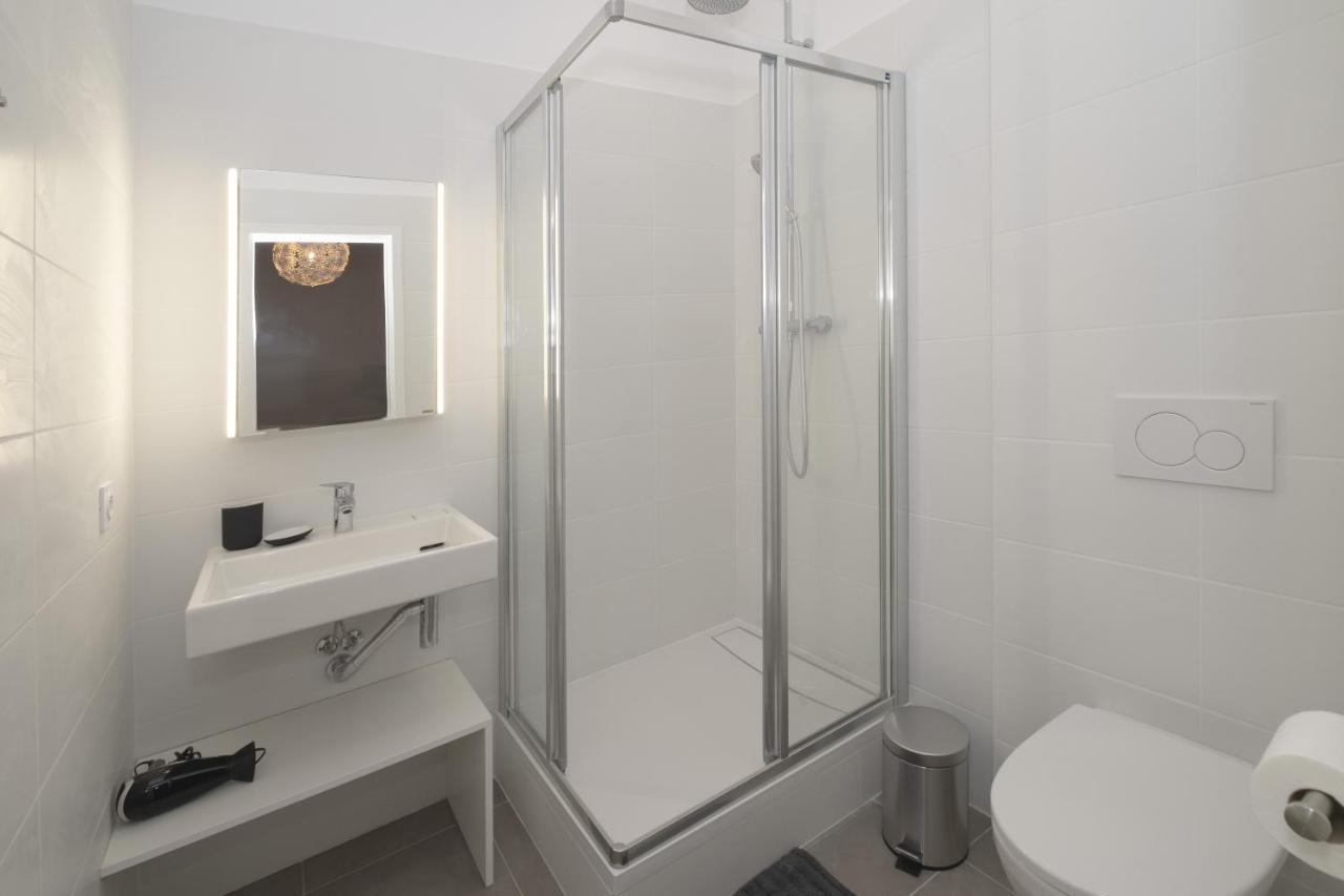 Design Suites - Vieux Port Марсель Экстерьер фото