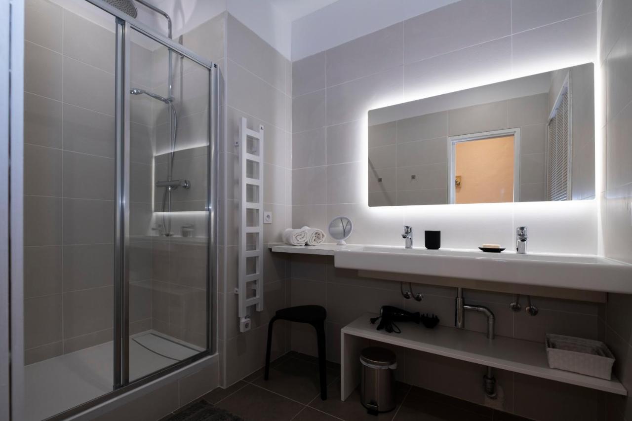 Design Suites - Vieux Port Марсель Экстерьер фото