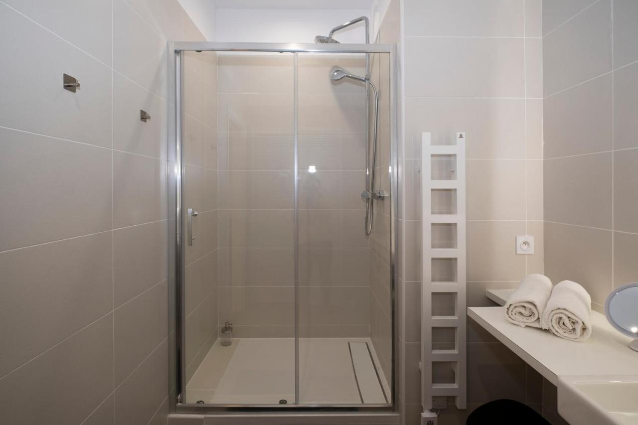 Design Suites - Vieux Port Марсель Номер фото